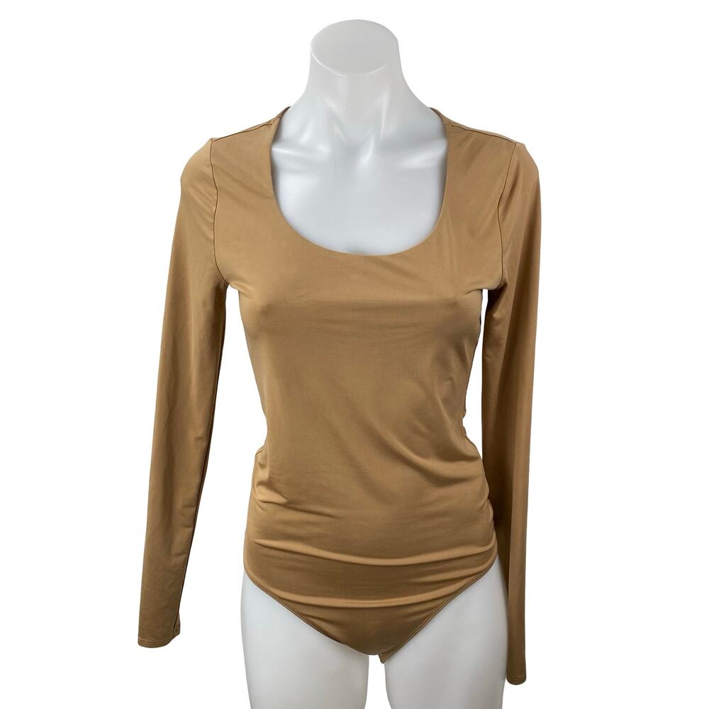 Express Women's Tan Long Sleeve Scoop Neck Thong T Shirt Bodysuit Top Size S